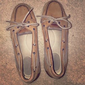 Tan sperrys